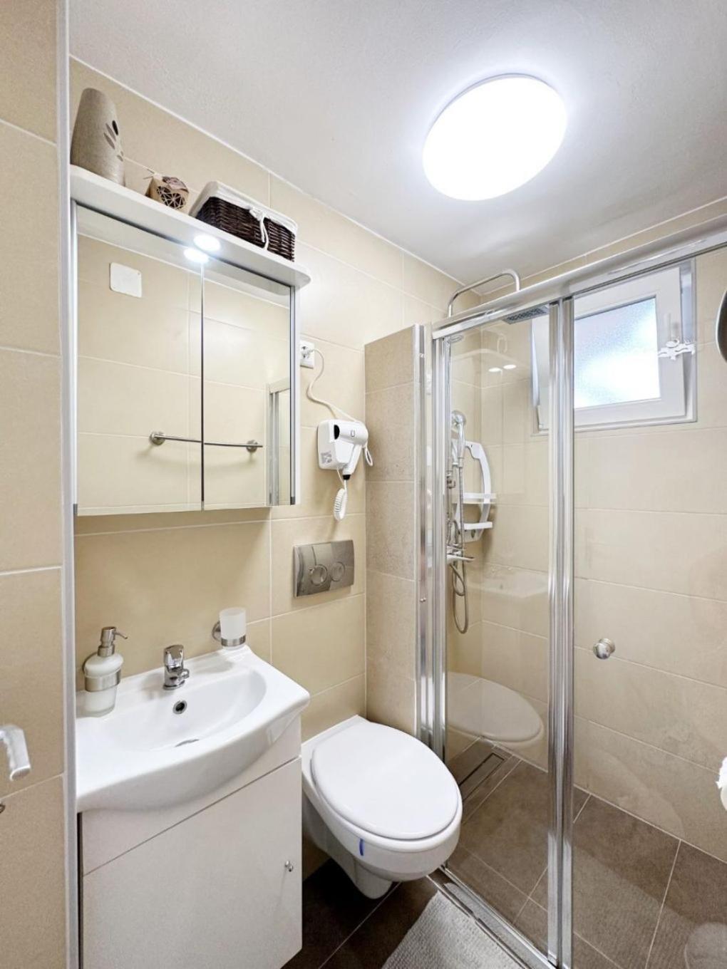 Apartments Jora - Family Friendly With Parking Space Nin Exterior foto