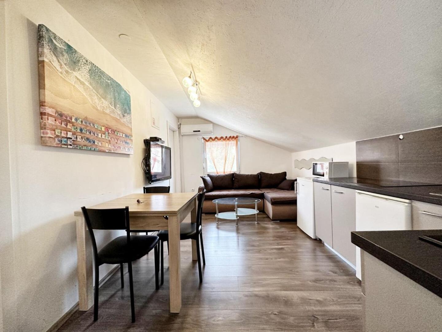 Apartments Jora - Family Friendly With Parking Space Nin Exterior foto